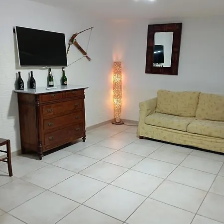 Don Bosco 2 アパート *